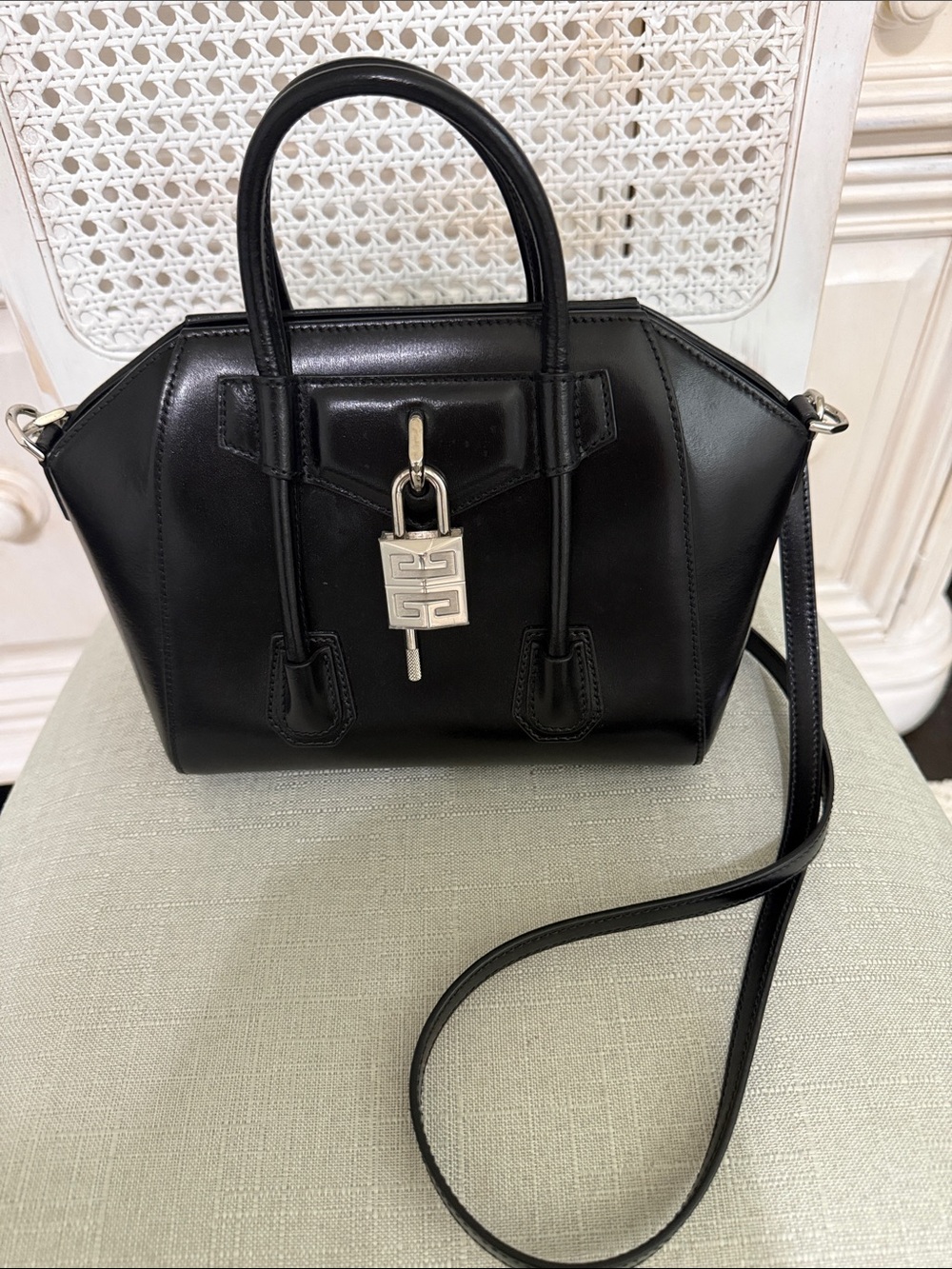 Givenchy Mini Antigona Lock bag, Black with magnetic close, Detachable strap